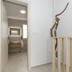 D2olive House *