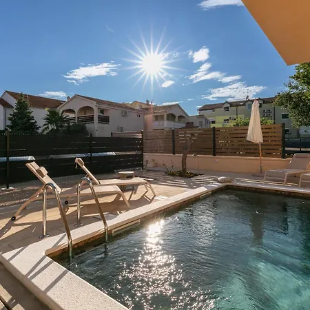 D2olive House Biograd Na Moru