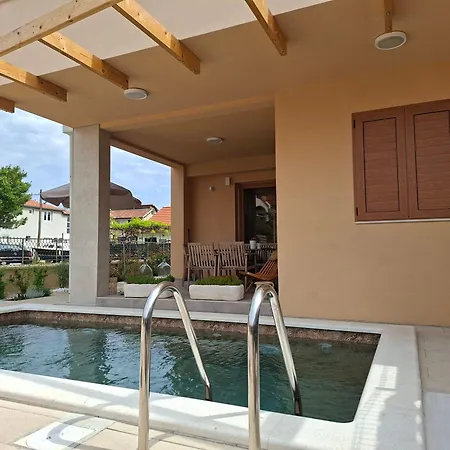 D2olive House Βίλα Biograd Na Moru