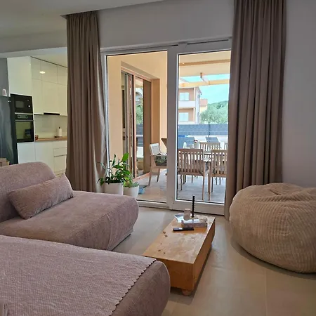 Βίλα D2olive House Biograd Na Moru