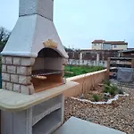 D2olive House Villa