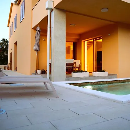 فيلة D2olive House بيوغْغاد نا موغو