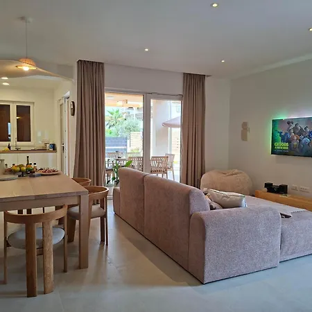 Vila D2olive House