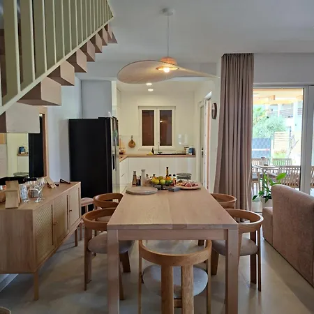 D2olive House Vila