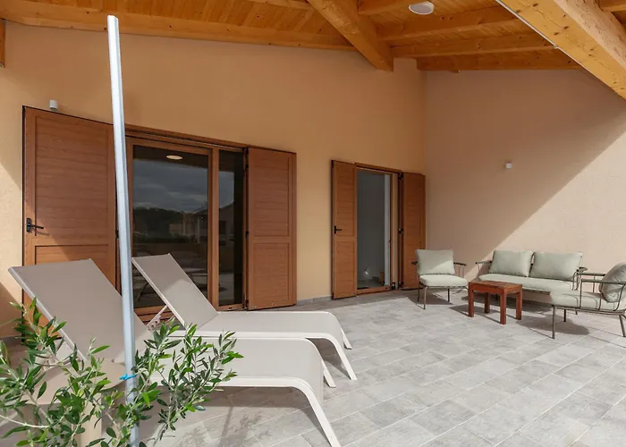 D2olive House Villa *